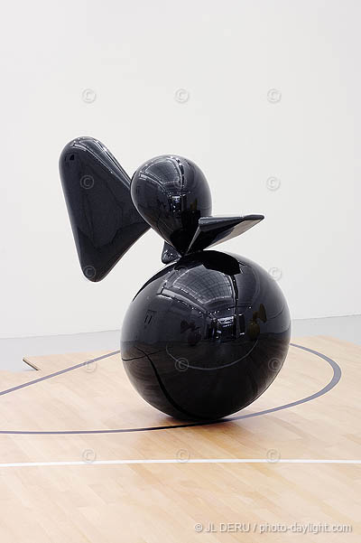 Bomb R, sculpture de Frdric PLATEUS